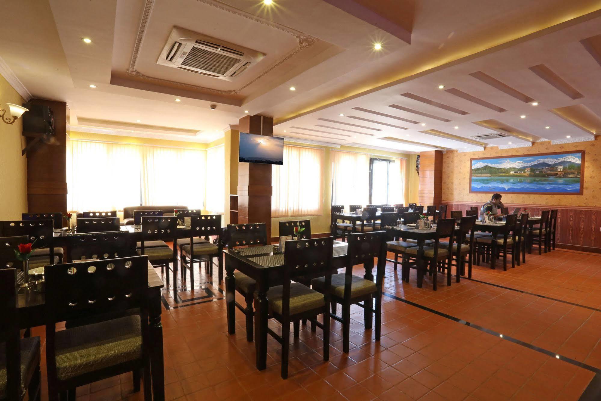 Hotel Pokhara Goodwill Ngoại thất bức ảnh