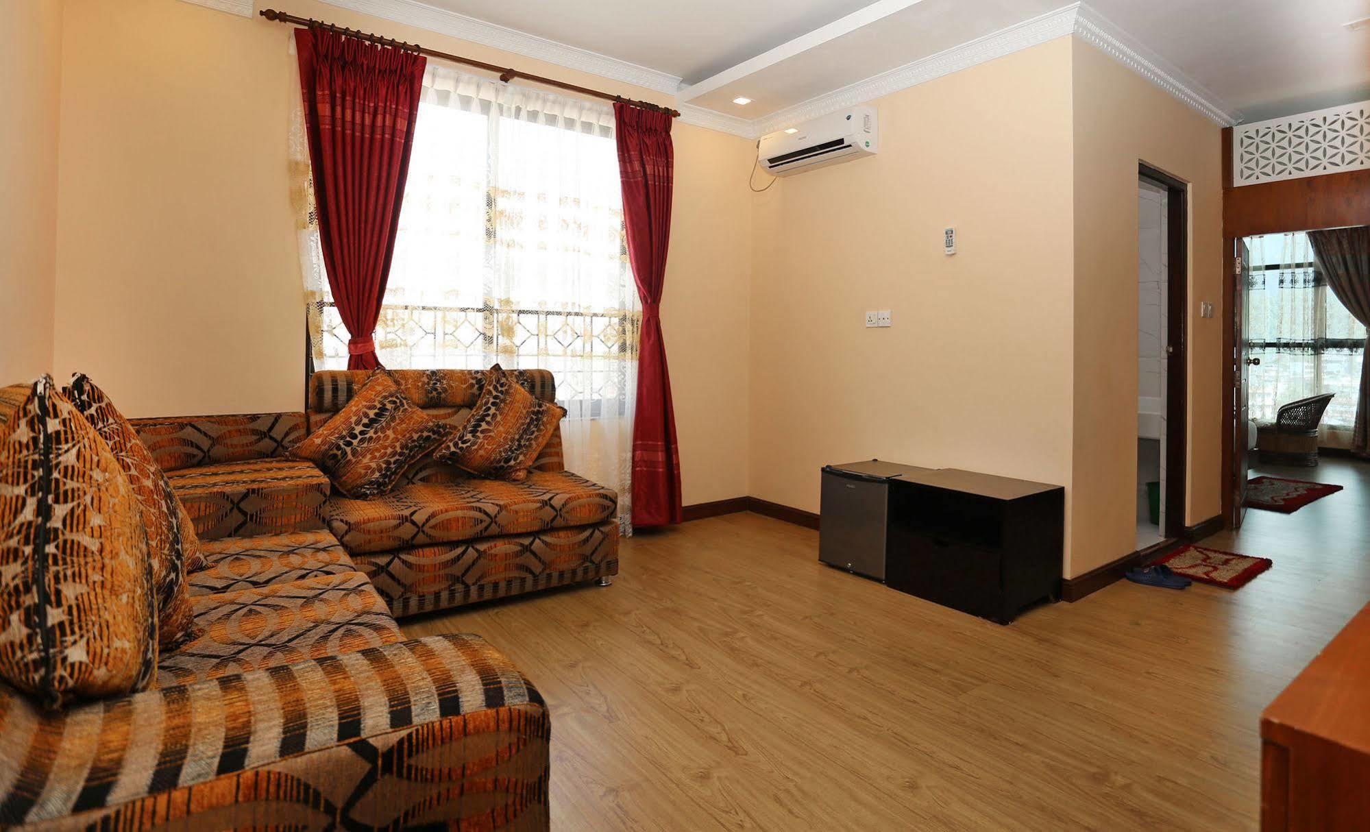 Hotel Pokhara Goodwill Ngoại thất bức ảnh