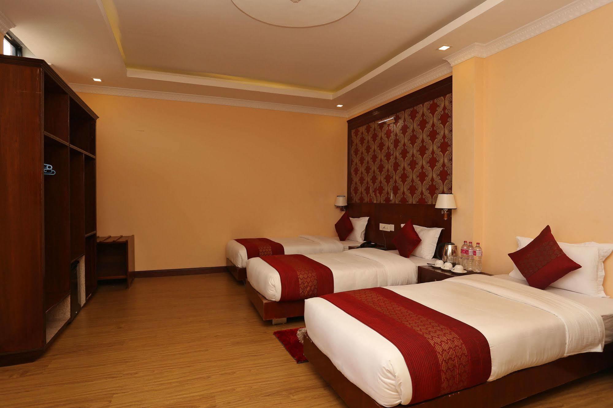 Hotel Pokhara Goodwill Ngoại thất bức ảnh